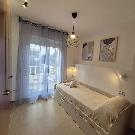 Escobar Plaza * Nerja
